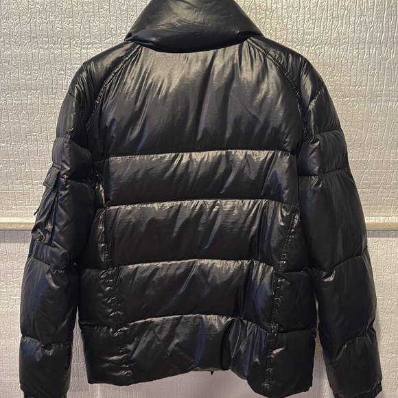 SAM Jacket - Picture 3 of 3